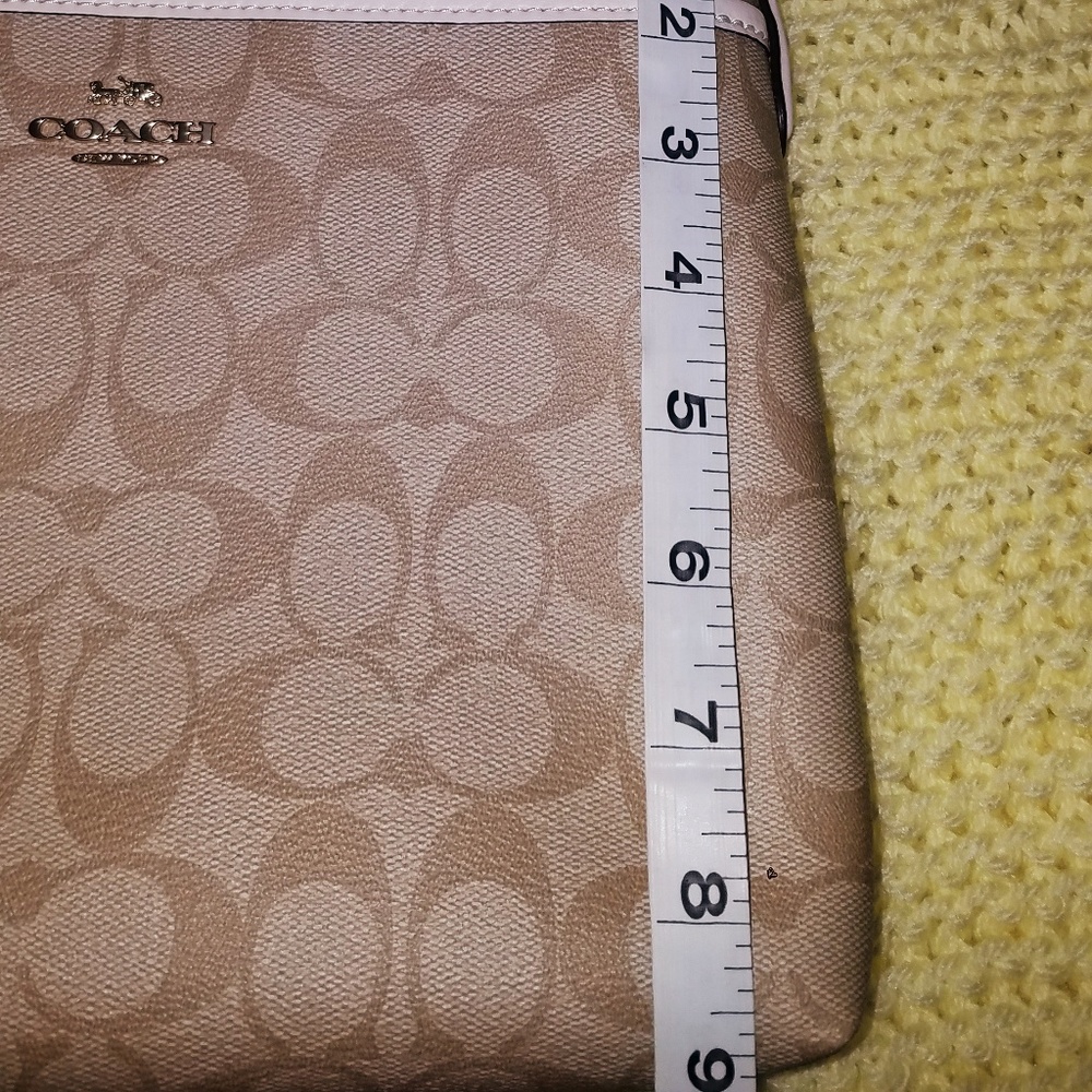 Authentic Coach Purse - Picture 2 of 6